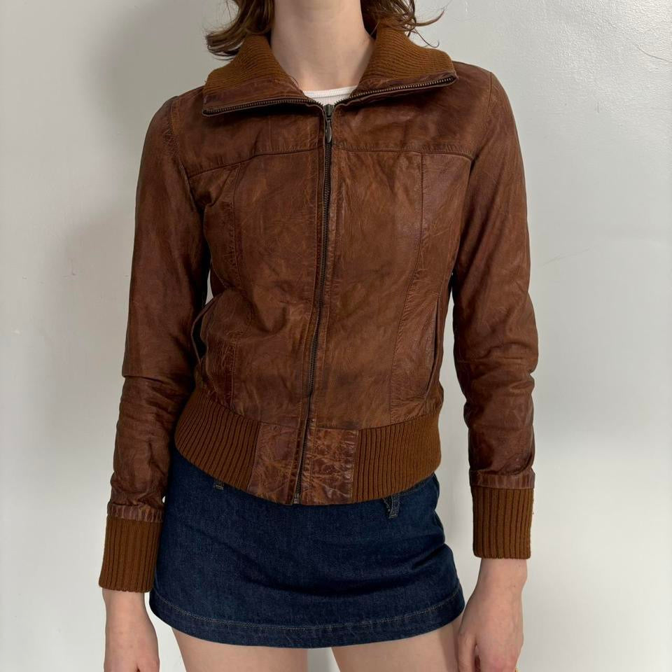 moto cropped leather jacket