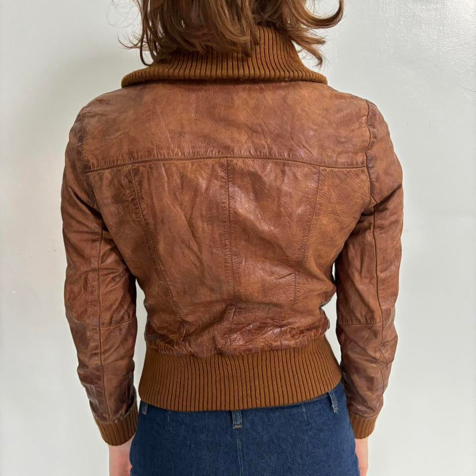 moto cropped leather jacket