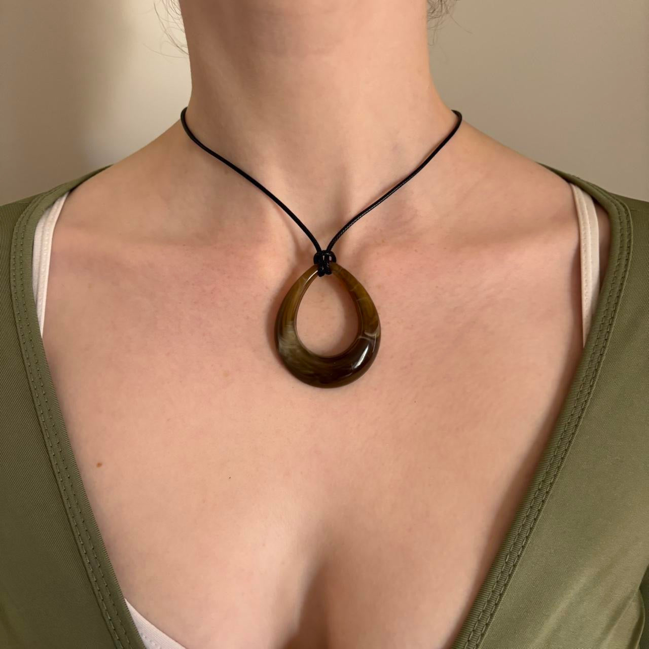 Brown Oval Pendant Necklace