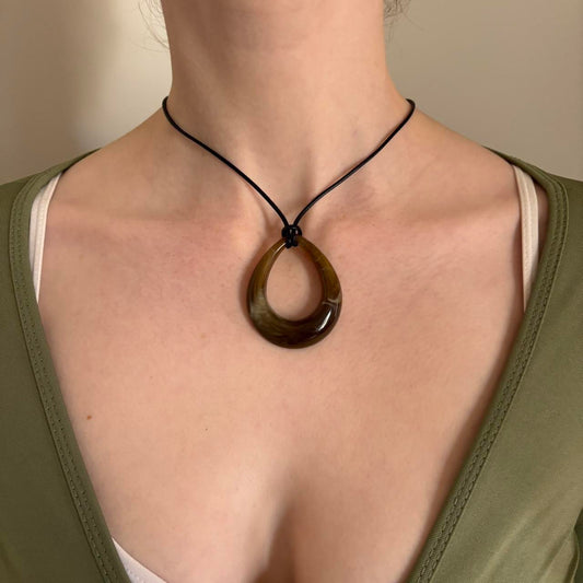 Brown Oval Pendant Necklace