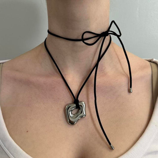 Silver pendant necklace