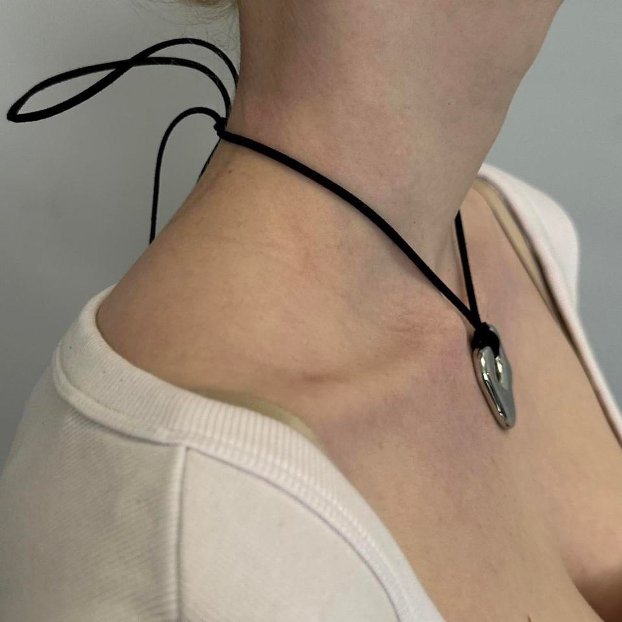 Silver pendant necklace